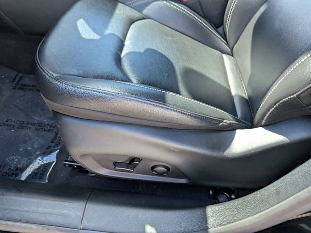 Thumbnail: 2025 Jeep Compass - 15