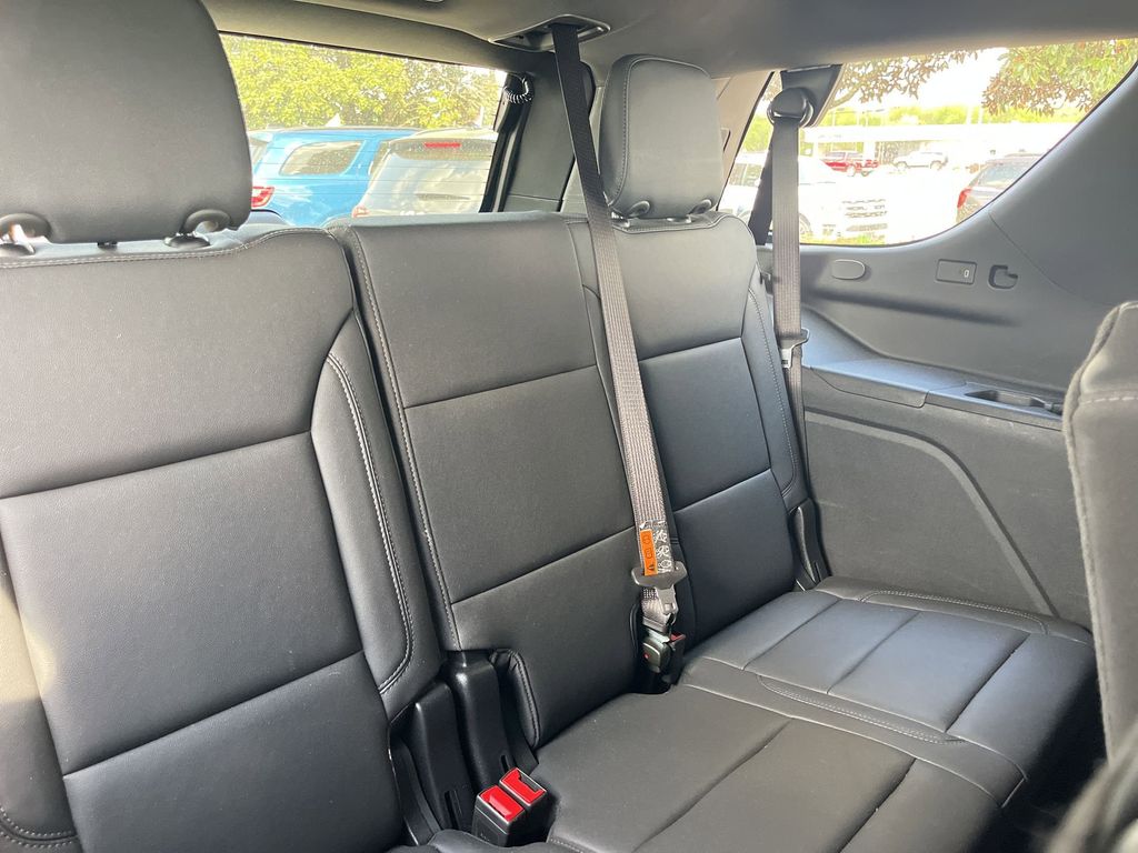 Thumbnail: 2025 Chevrolet Tahoe - 27