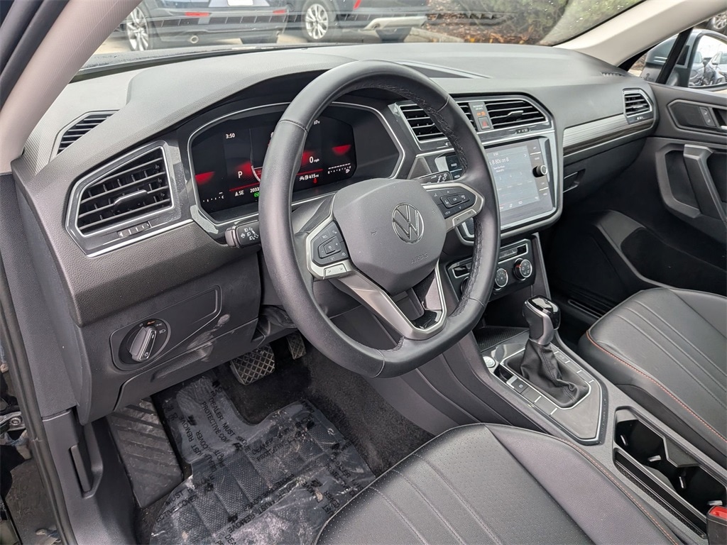 Thumbnail: 2024 Volkswagen Tiguan - 15