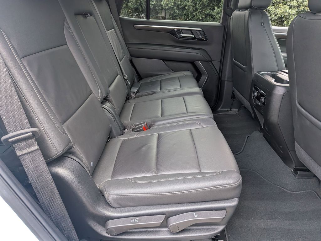 Thumbnail: 2025 Chevrolet Tahoe - 23