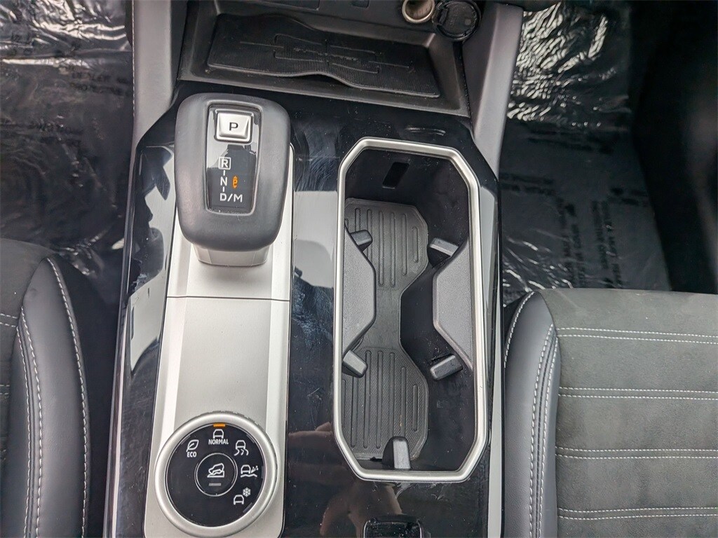 Thumbnail: 2025 Mitsubishi Outlander - 20