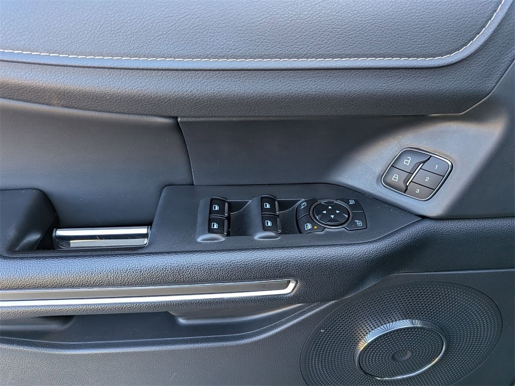 Thumbnail: 2024 Ford Expedition MAX - 10