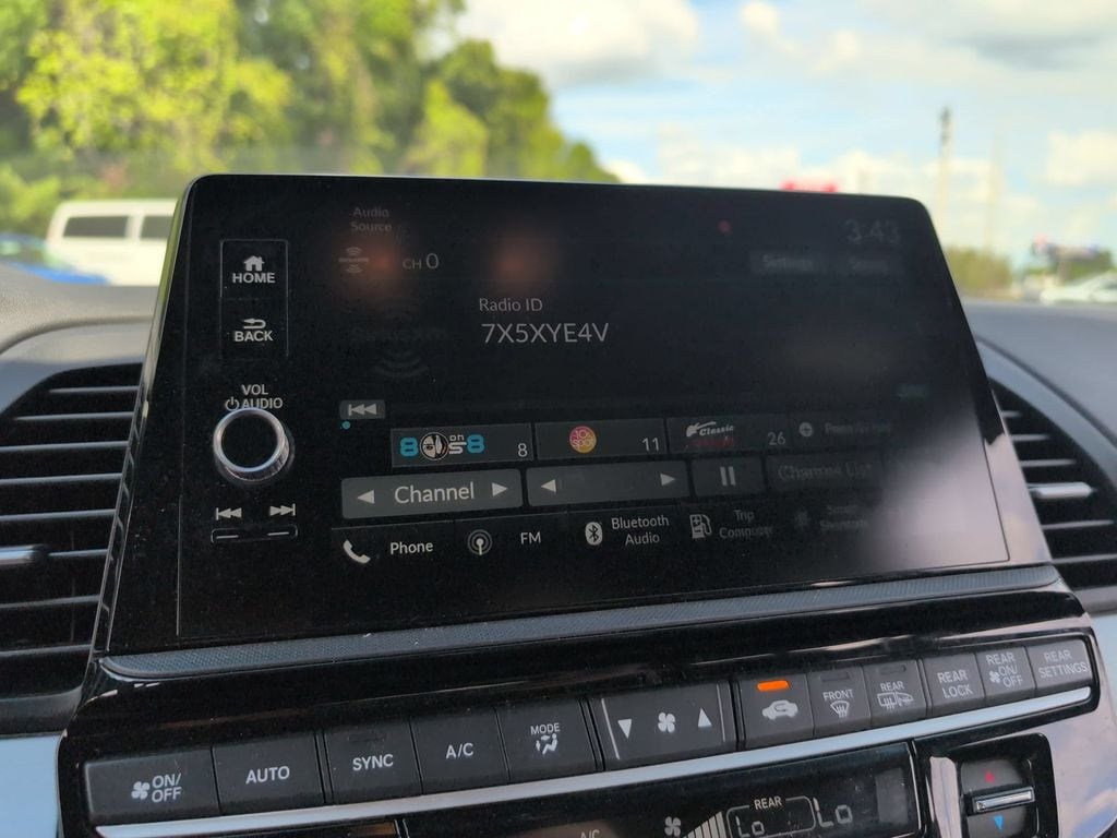 Thumbnail: 2025 Honda Odyssey - 18