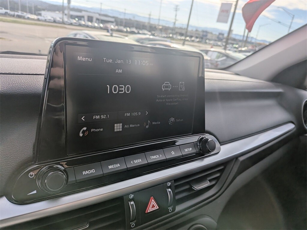 Thumbnail: 2024 Kia Forte - 17