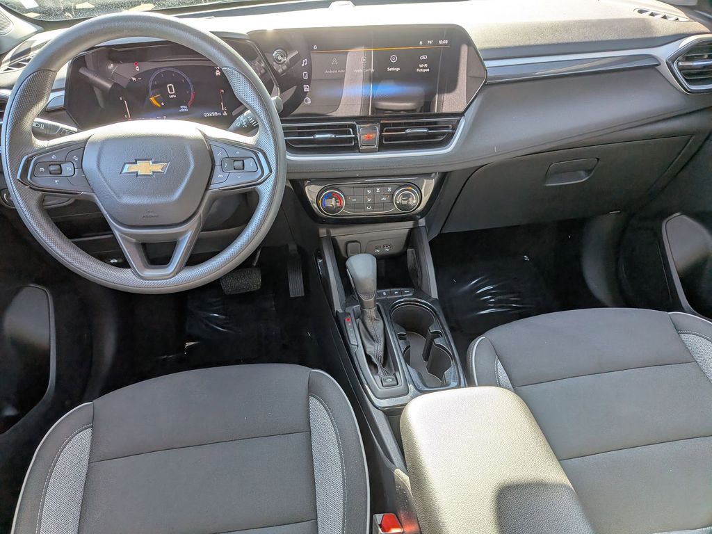 Thumbnail: 2025 Chevrolet TrailBlazer - 23