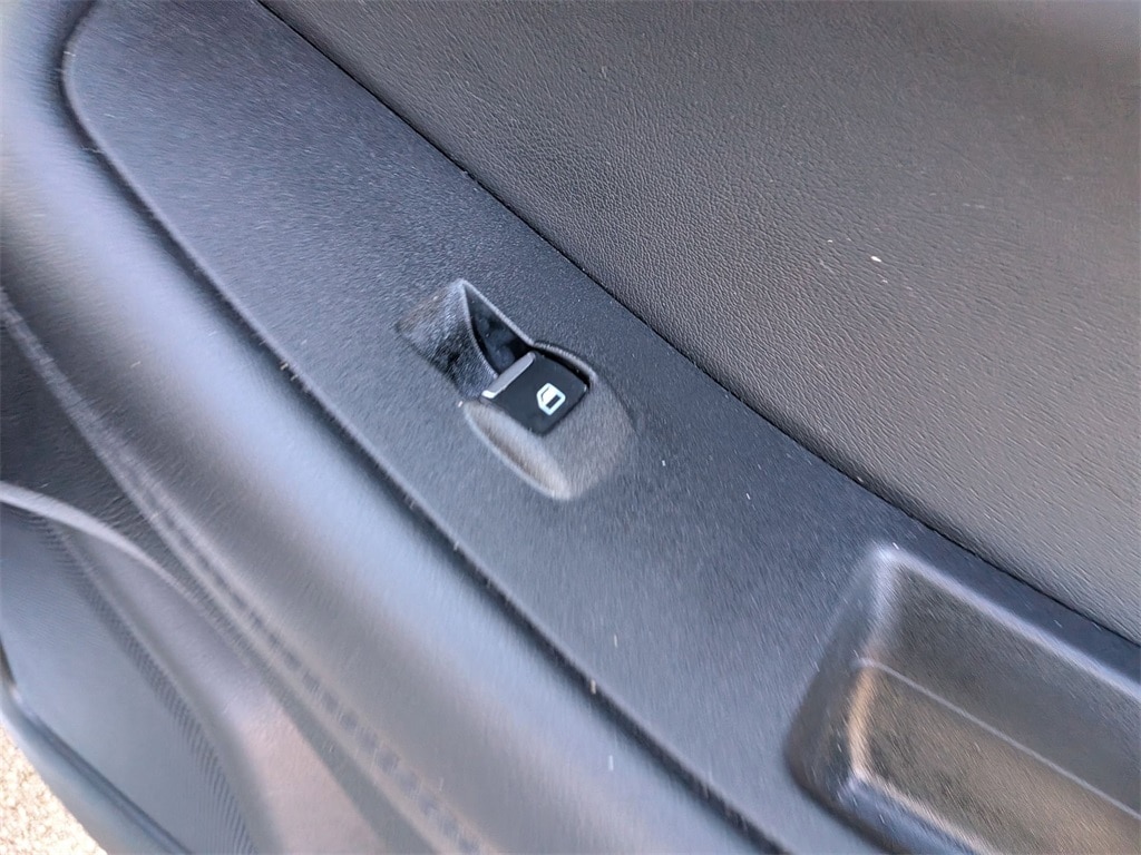 Thumbnail: 2024 Ford Edge - 32