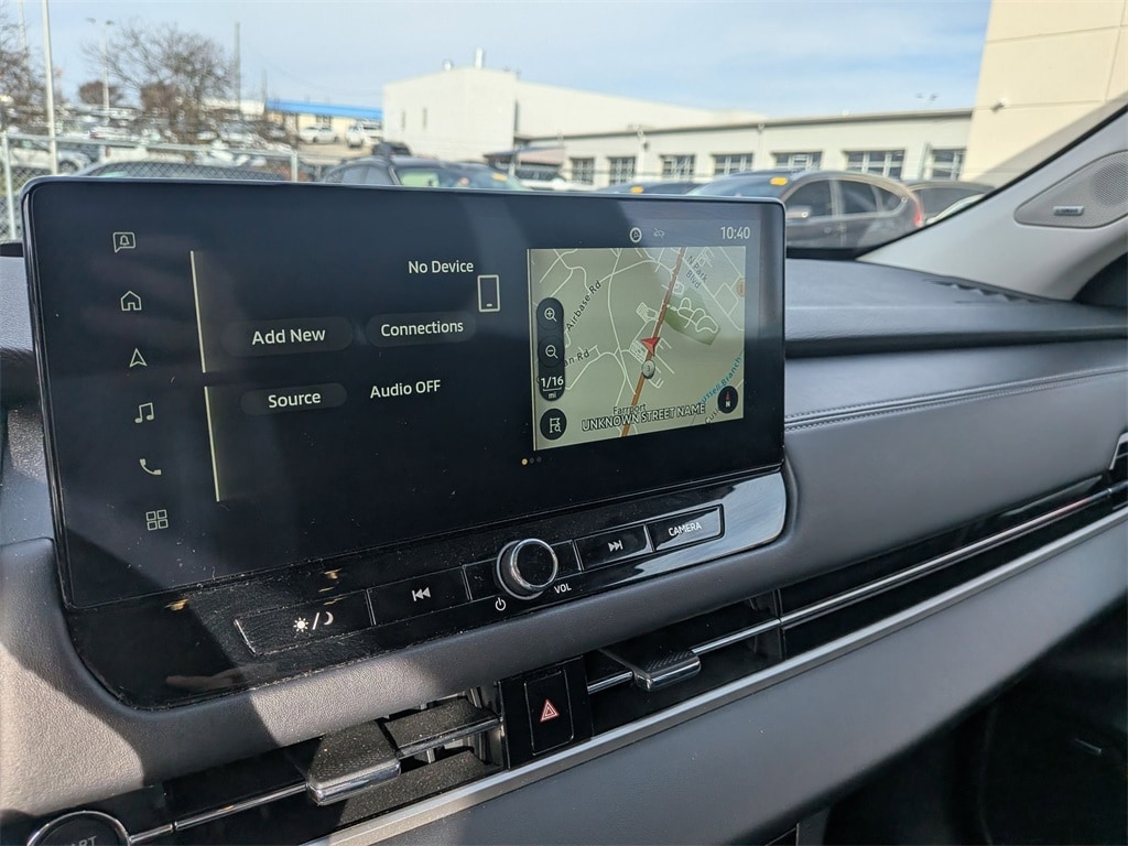 Thumbnail: 2025 Mitsubishi Outlander - 17