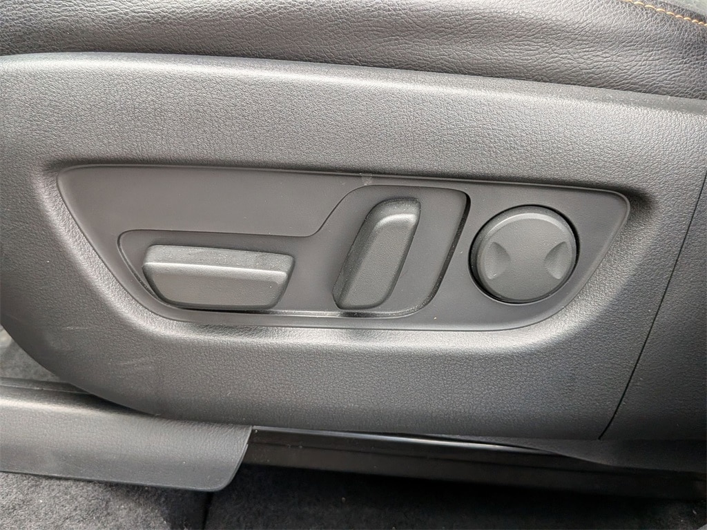 Thumbnail: 2025 Mazda CX-70 - 14