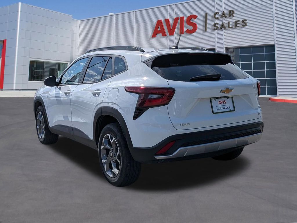 Thumbnail: 2025 Chevrolet Trax - 9