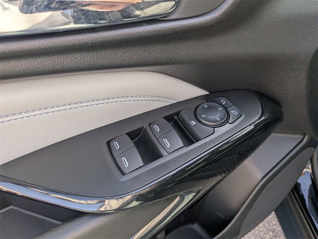 Thumbnail: 2025 Chevrolet Trax - 13