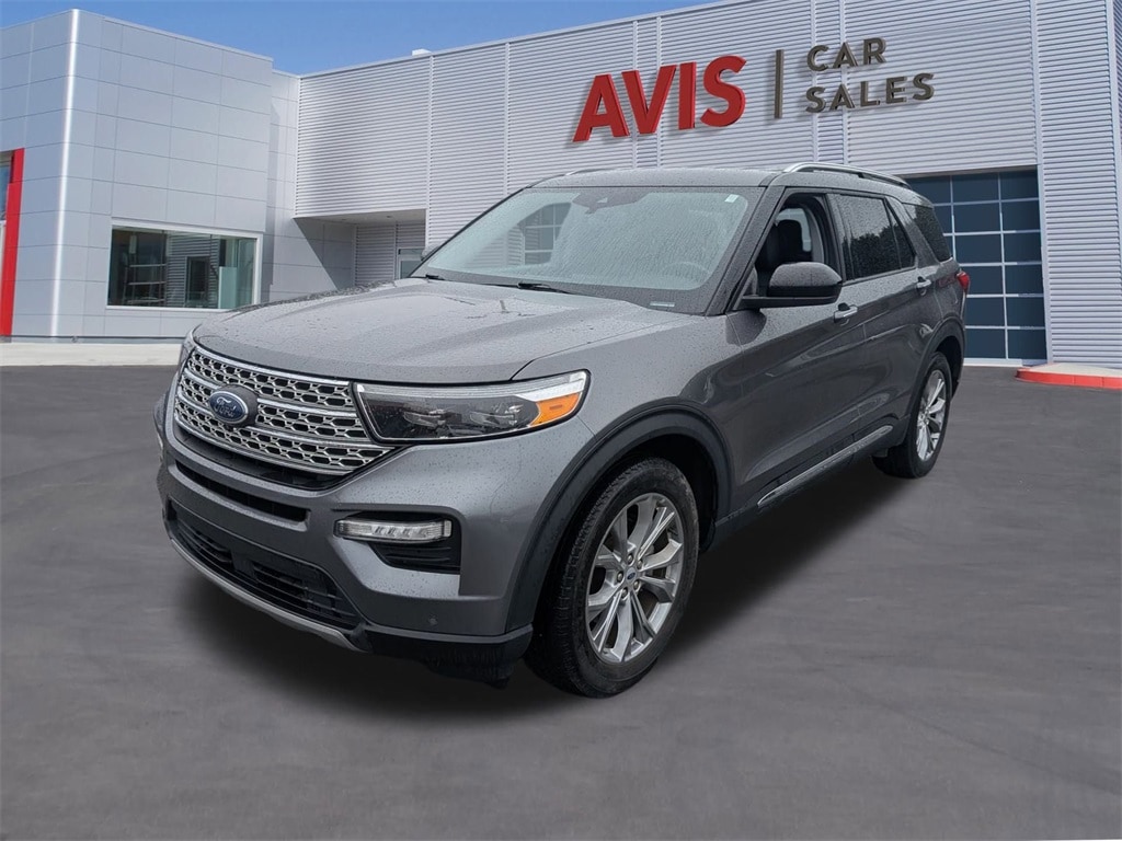 2023 Ford Explorer Limited's photo