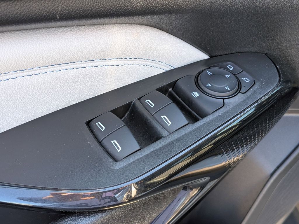 Thumbnail: 2025 Chevrolet Trax - 10