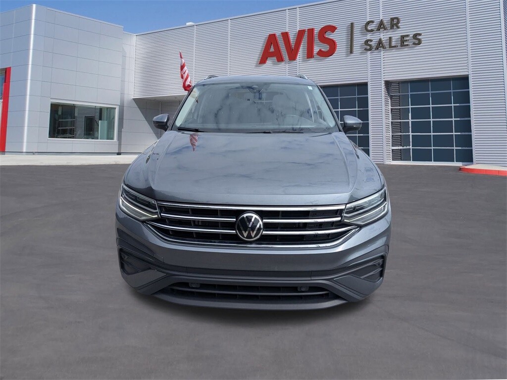 2024 Volkswagen Tiguan SE Wolfsburg Edition photo 2