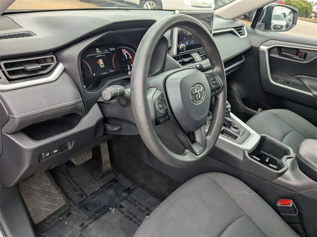 Thumbnail: 2024 Toyota RAV4 - 15