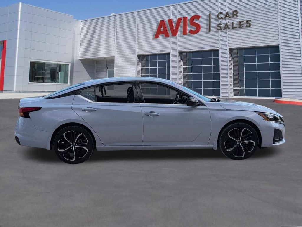 Thumbnail: 2025 Nissan Altima - 5