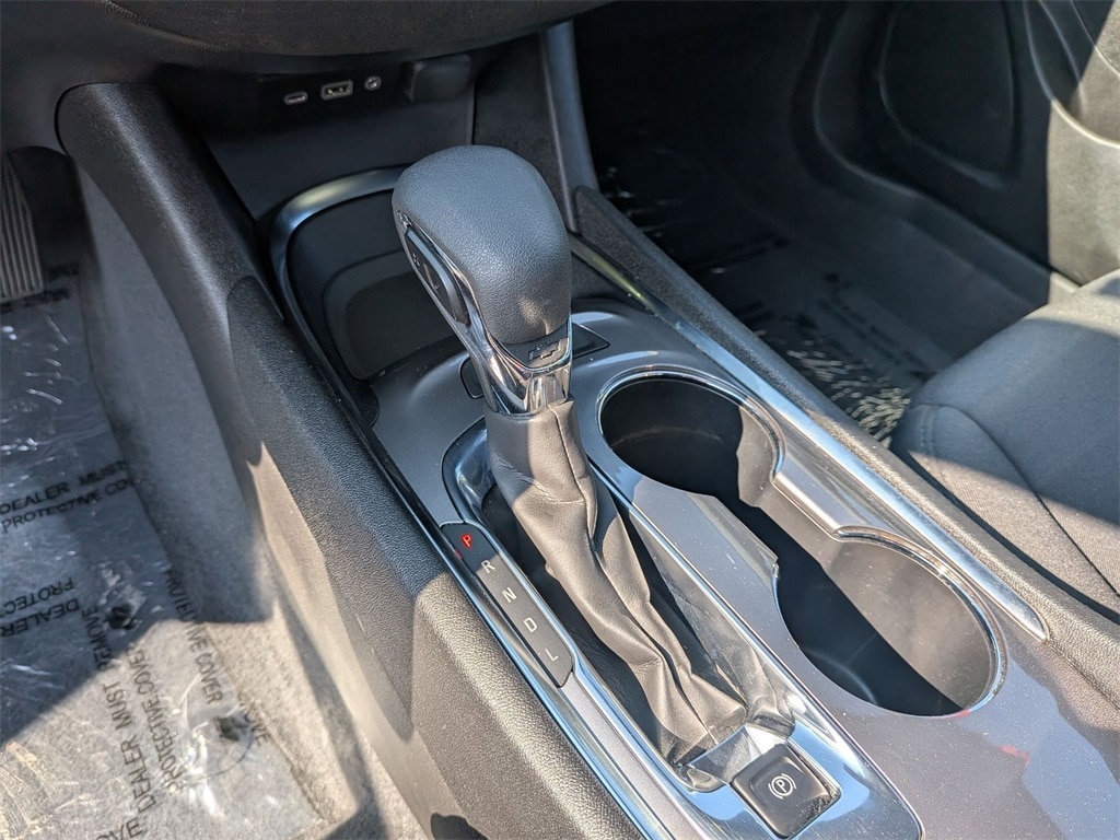 Thumbnail: 2024 Chevrolet Malibu - 22