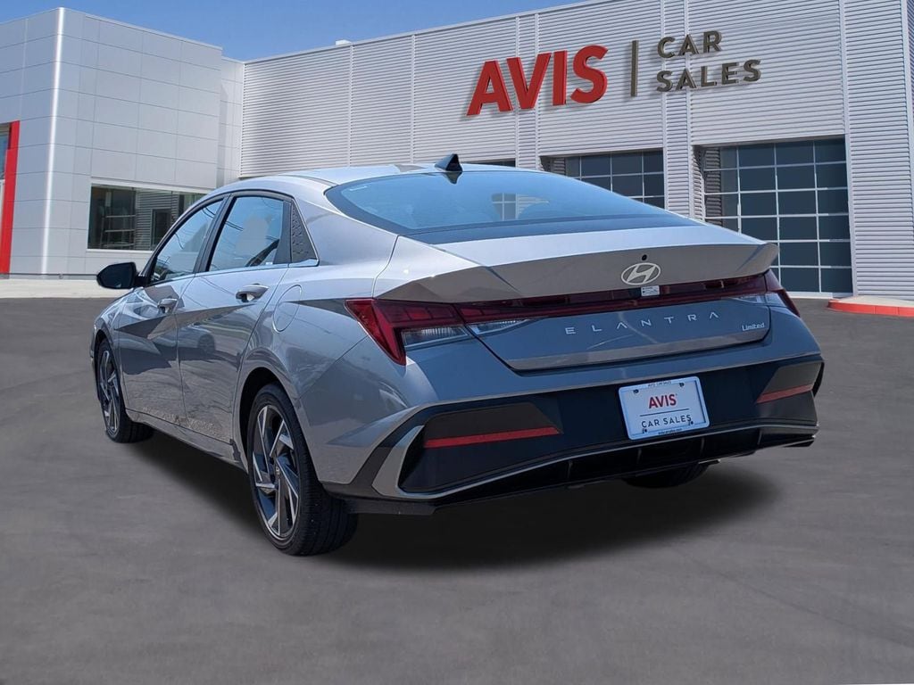 Thumbnail: 2025 Hyundai Elantra - 9