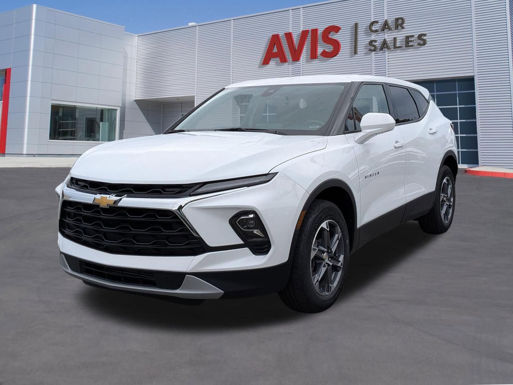 2025 Chevrolet Blazer 2.0T 2LT FWD's photo