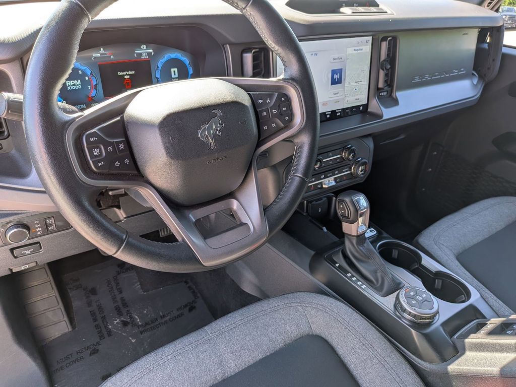 Thumbnail: 2025 Ford Bronco - 11