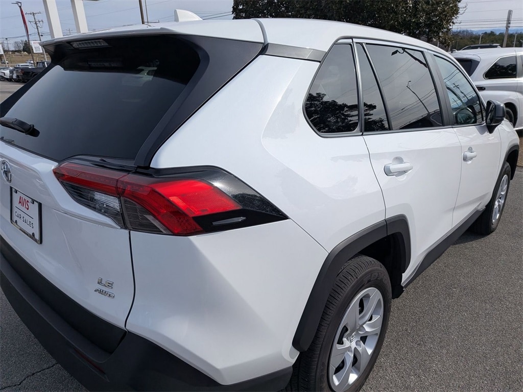 Thumbnail: 2025 Toyota RAV4 - 6