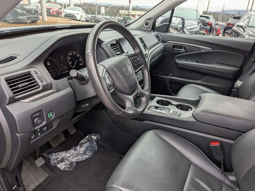 Thumbnail: 2025 Honda Ridgeline - 15