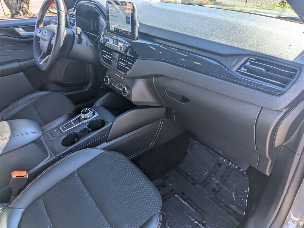 Thumbnail: 2025 Ford Escape - 34