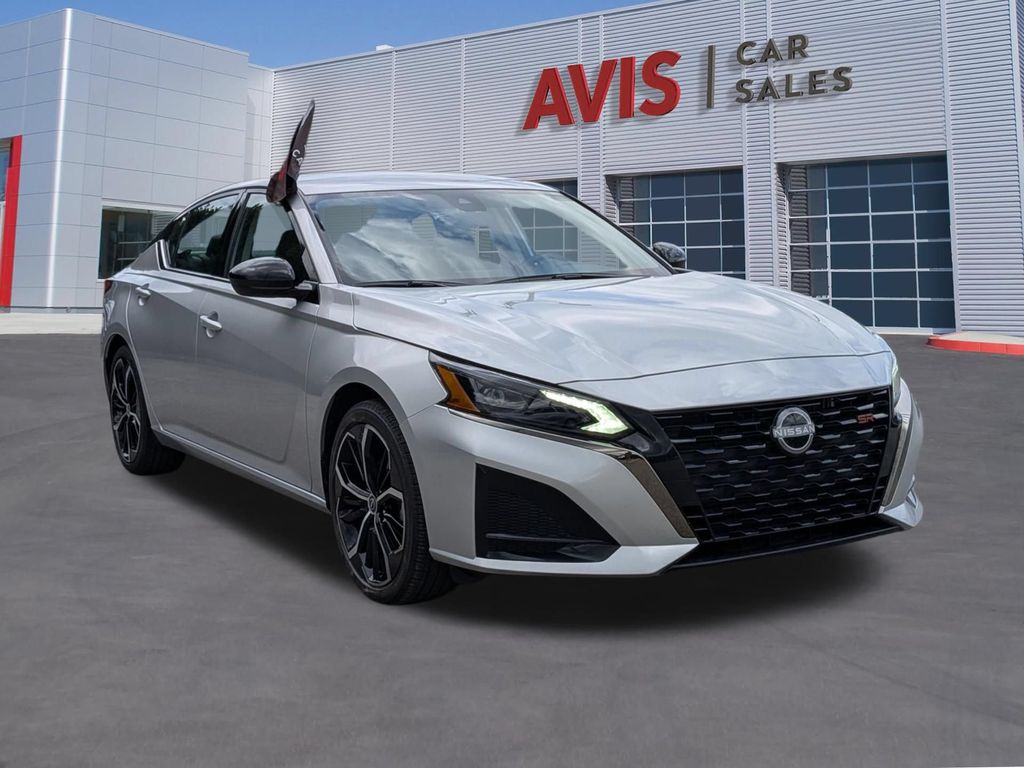 Thumbnail: 2025 Nissan Altima - 3