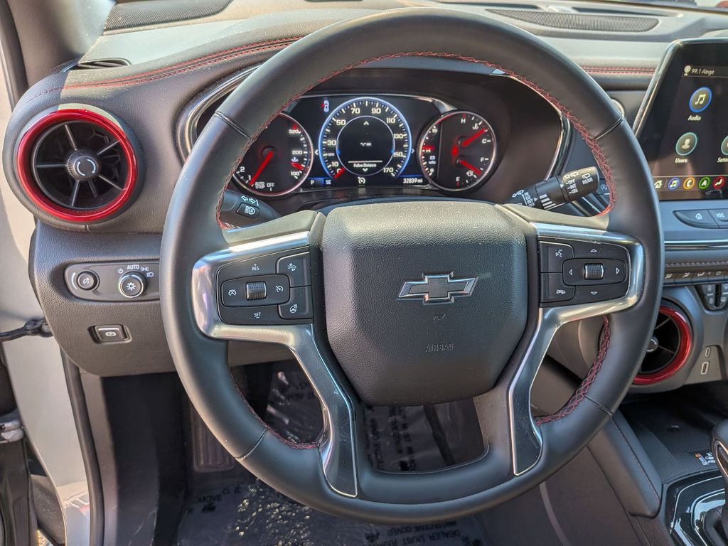 Thumbnail: 2025 Chevrolet Blazer - 22