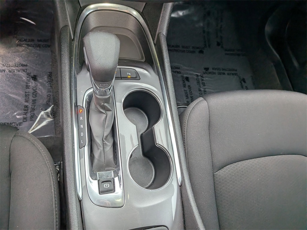 Thumbnail: 2024 Chevrolet Malibu - 17