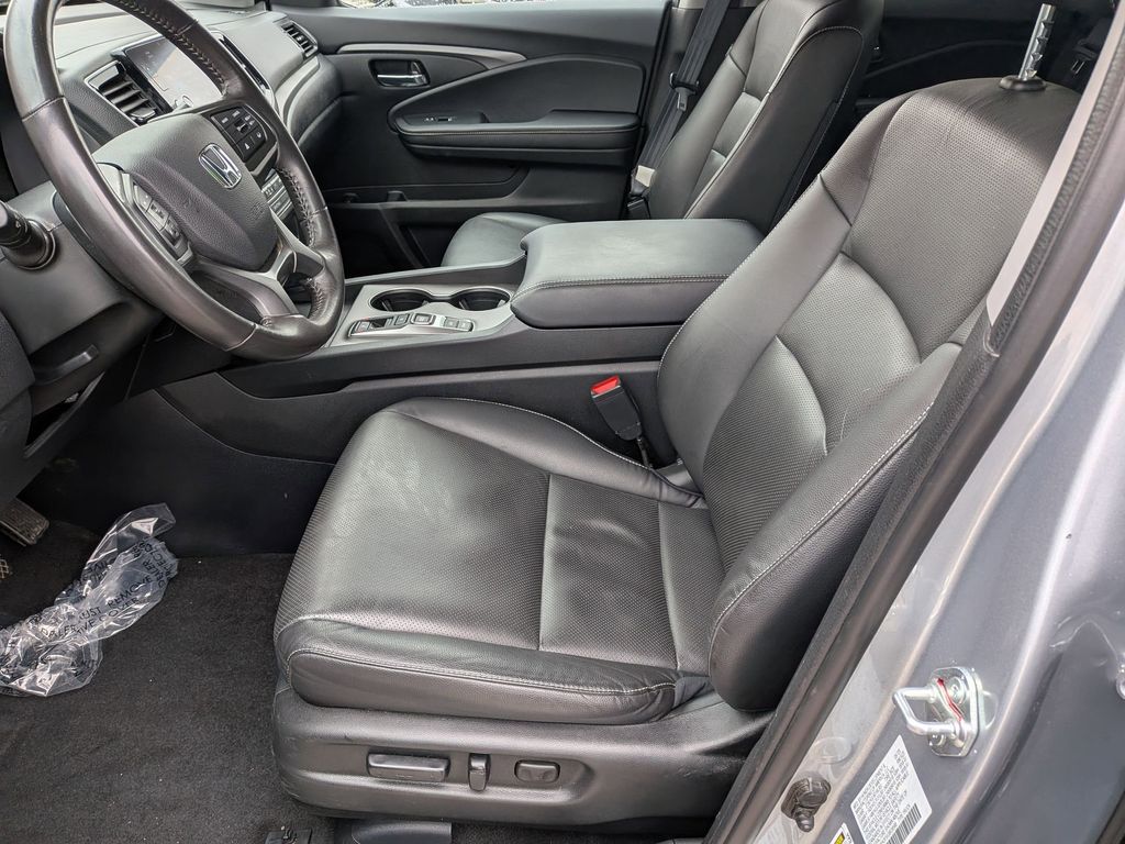 Thumbnail: 2025 Honda Ridgeline - 22