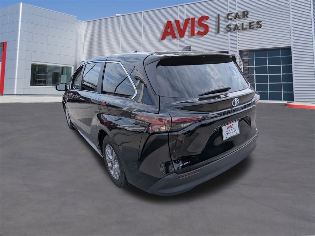 Thumbnail: 2025 Toyota Sienna - 7