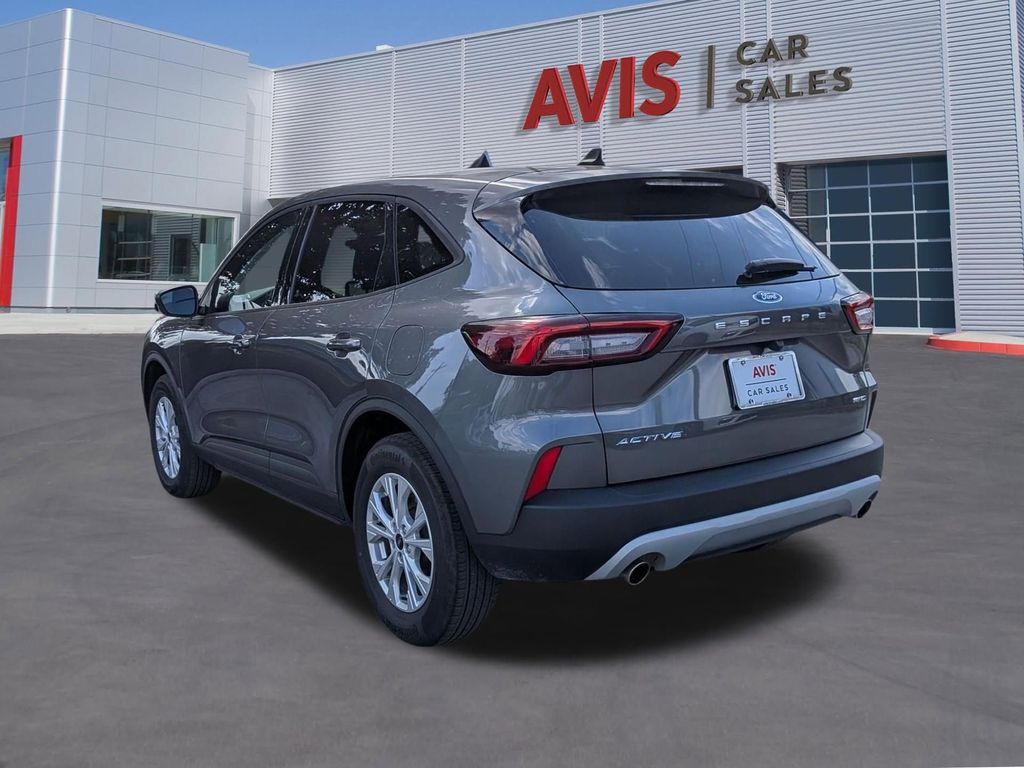 Thumbnail: 2025 Ford Escape - 9