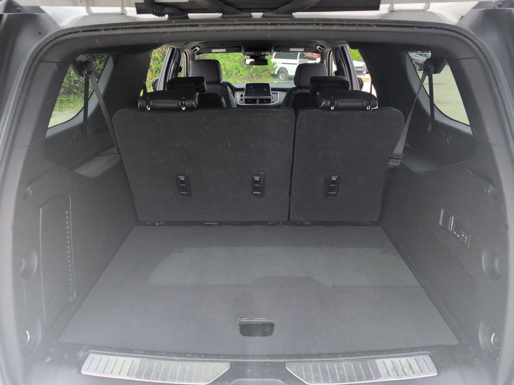 Thumbnail: 2023 Chevrolet Suburban - 28