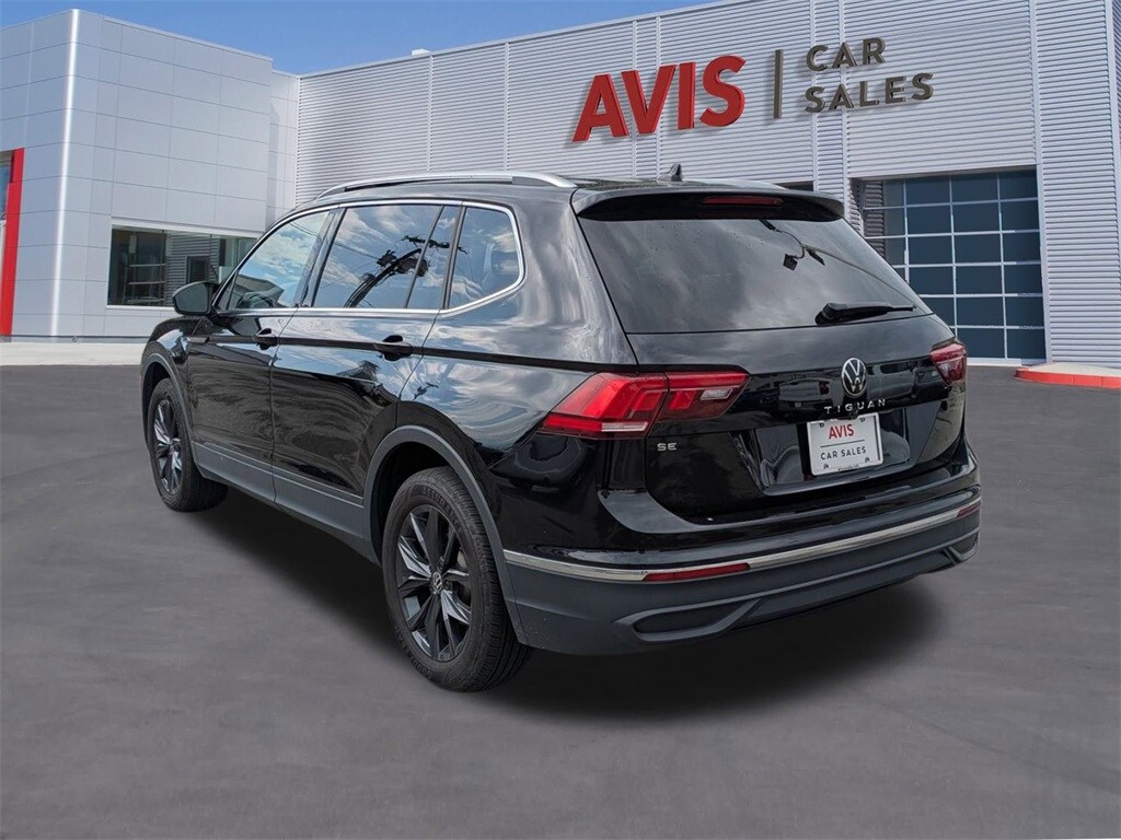 2024 Volkswagen Tiguan SE Wolfsburg Edition photo 3