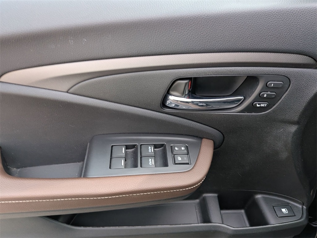 Thumbnail: 2025 Honda Ridgeline - 11