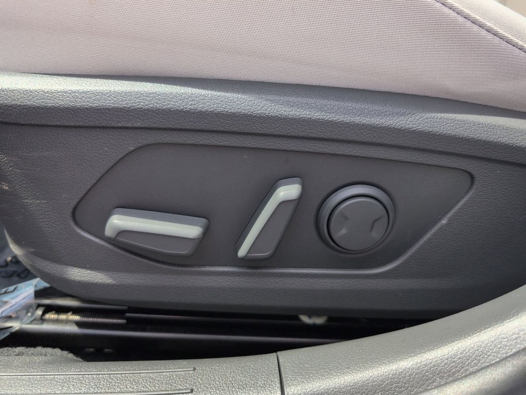 Thumbnail: 2025 Hyundai Sonata - 14