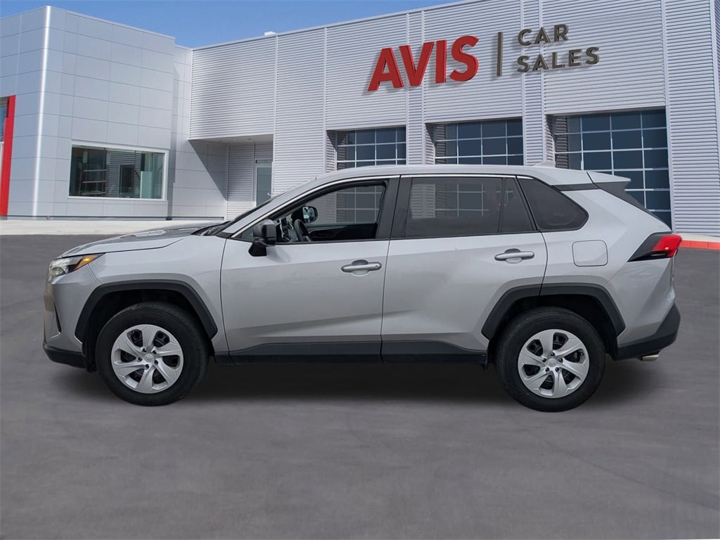 Thumbnail: 2024 Toyota RAV4 - 10