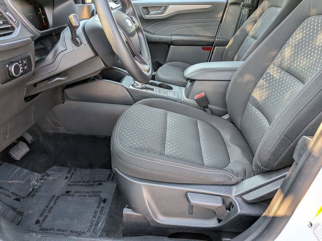 Thumbnail: 2025 Ford Escape - 23