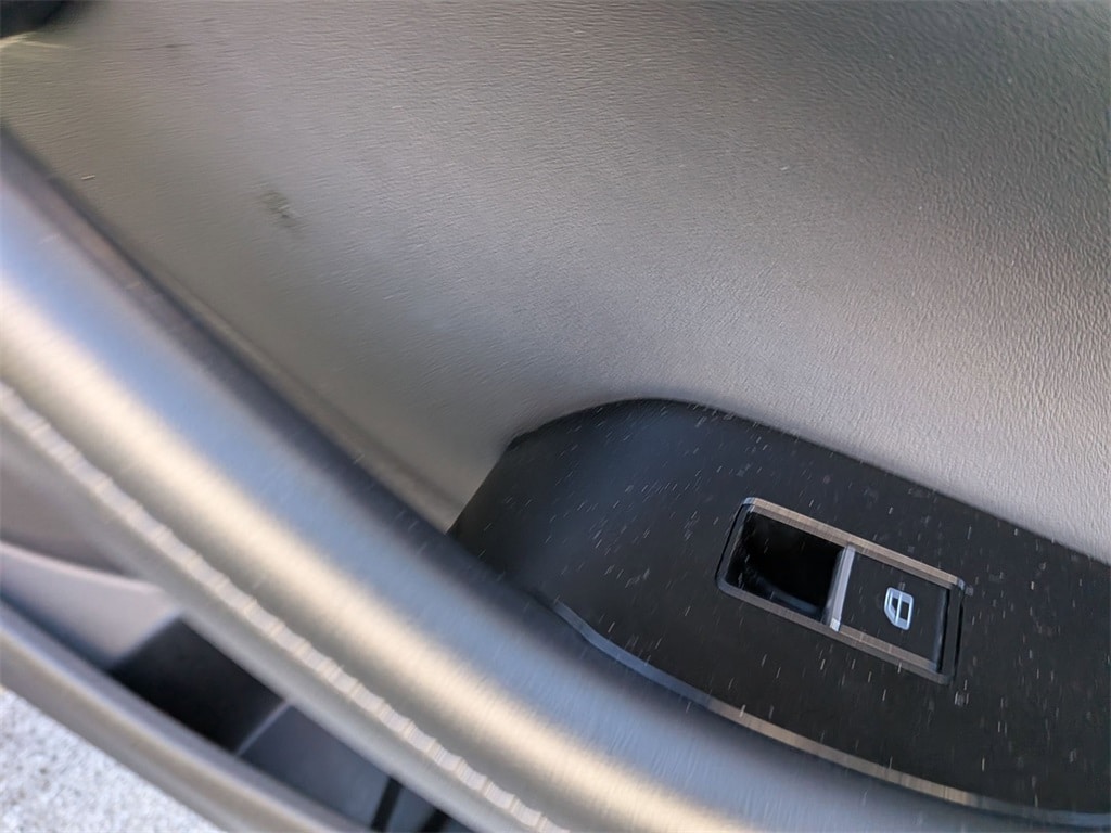 Thumbnail: 2025 Mazda CX-30 - 32