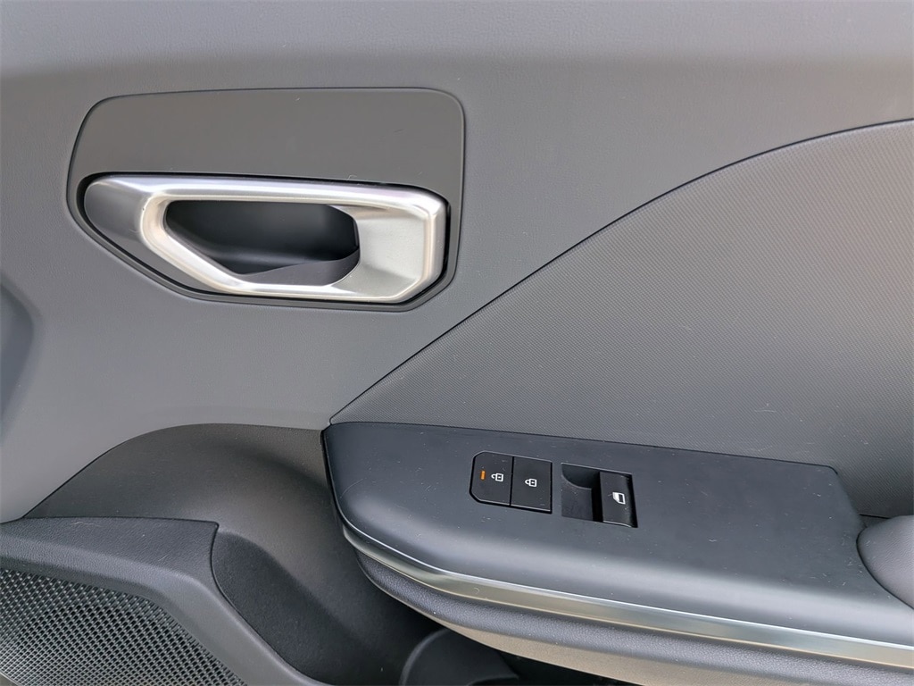 Thumbnail: 2025 Kia K4 - 29