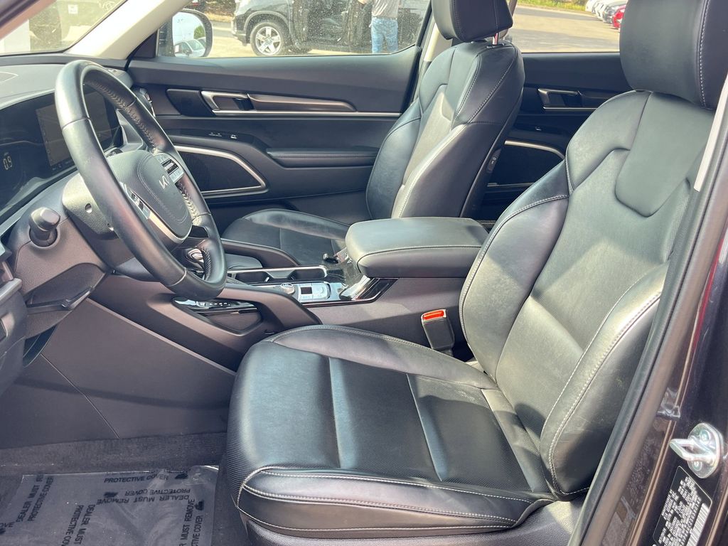 Thumbnail: 2025 Kia Telluride - 25