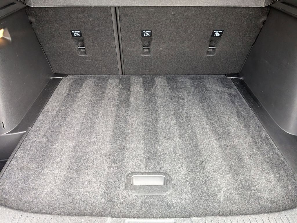 Thumbnail: 2025 Chevrolet Trax - 28