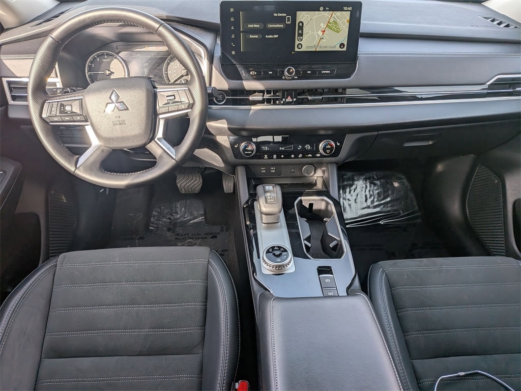 Thumbnail: 2025 Mitsubishi Outlander - 22