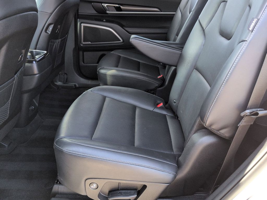 Thumbnail: 2025 Kia Telluride - 28