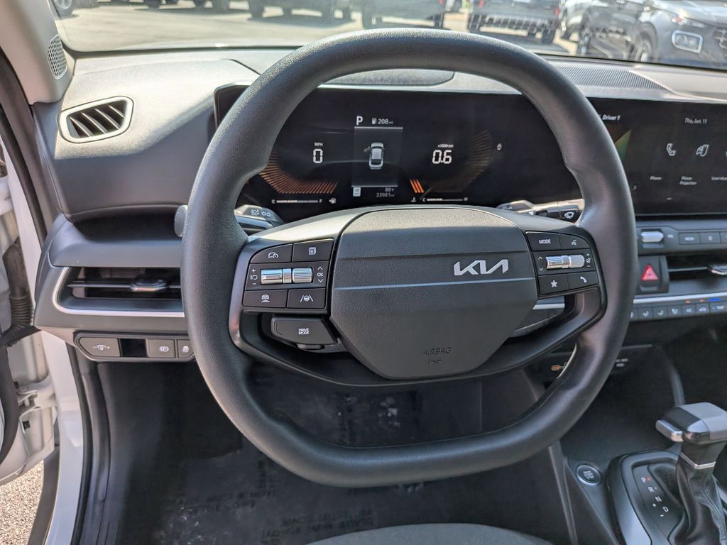 Thumbnail: 2025 Kia K4 - 21