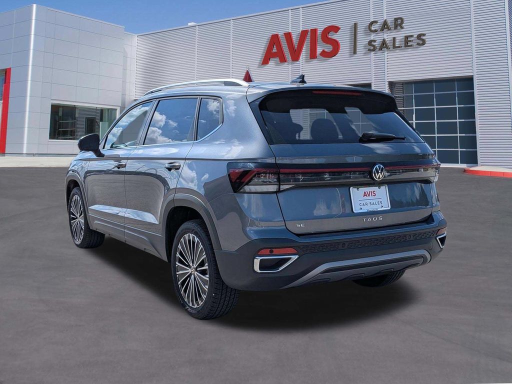 Thumbnail: 2025 Volkswagen Taos - 9