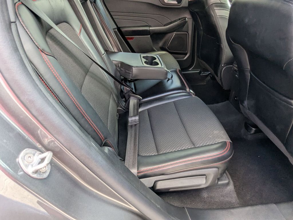 Thumbnail: 2025 Ford Escape - 31