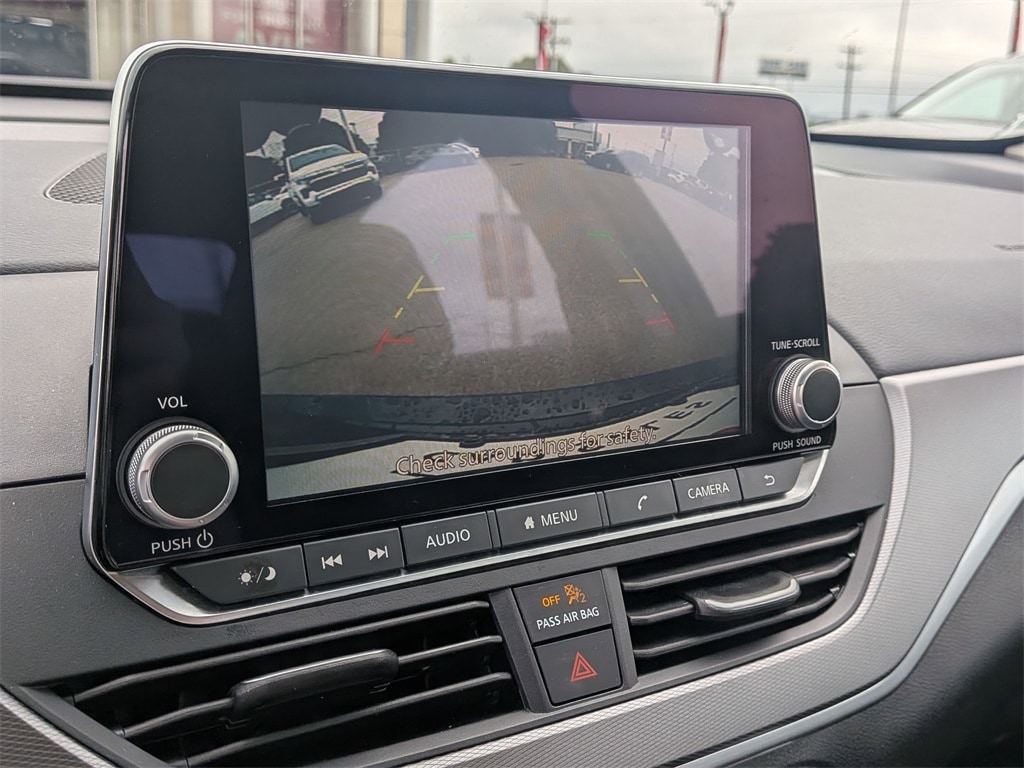 Thumbnail: 2025 Nissan Altima - 19