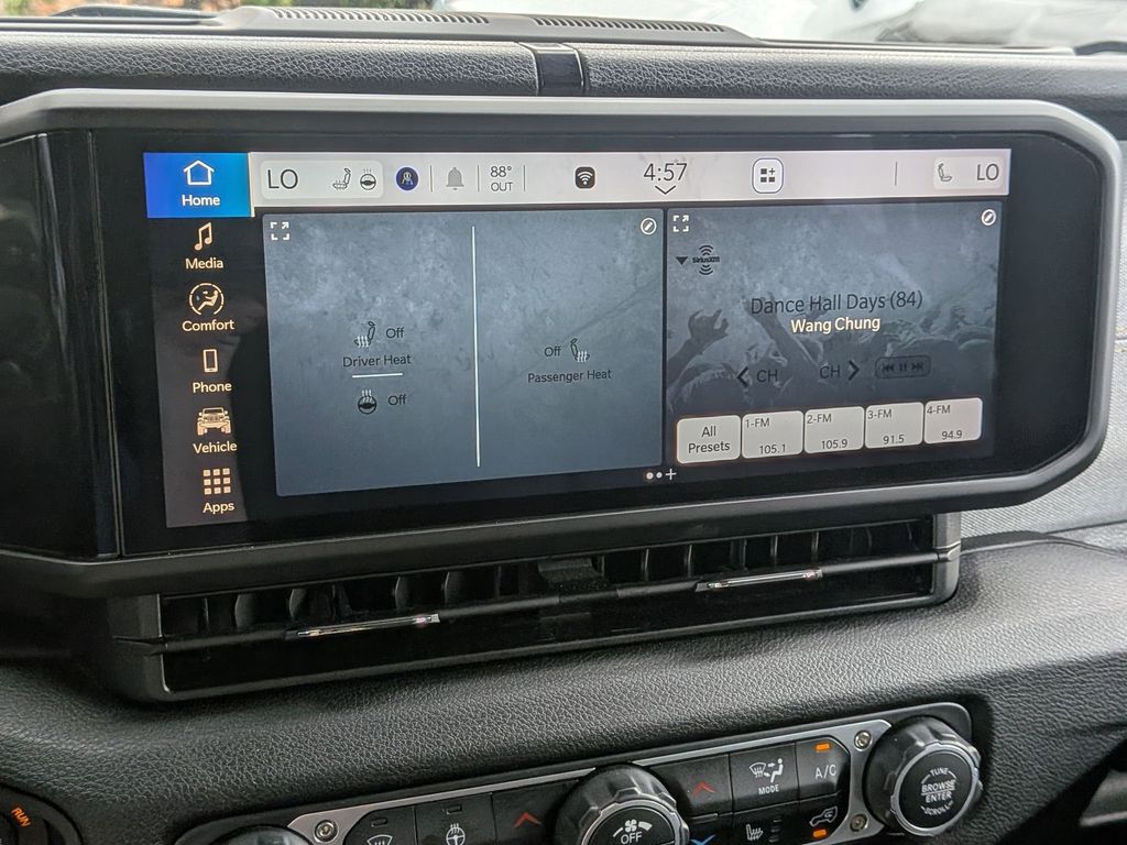 Thumbnail: 2025 Jeep Wrangler - 17