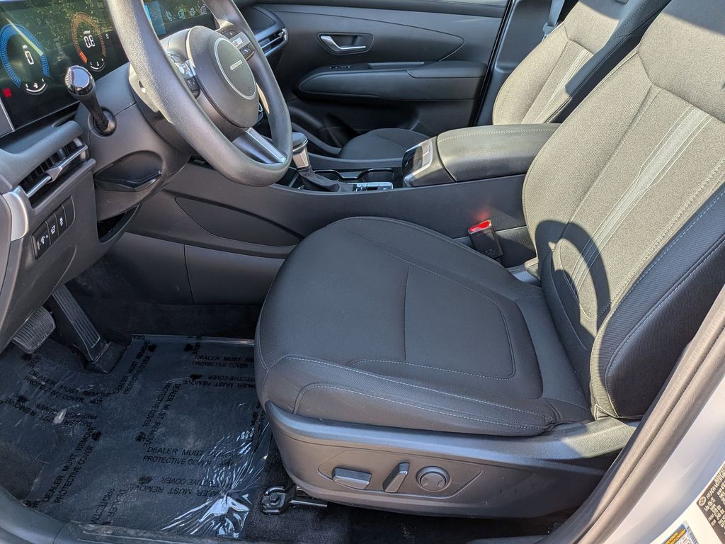 Thumbnail: 2025 Hyundai Tucson - 23